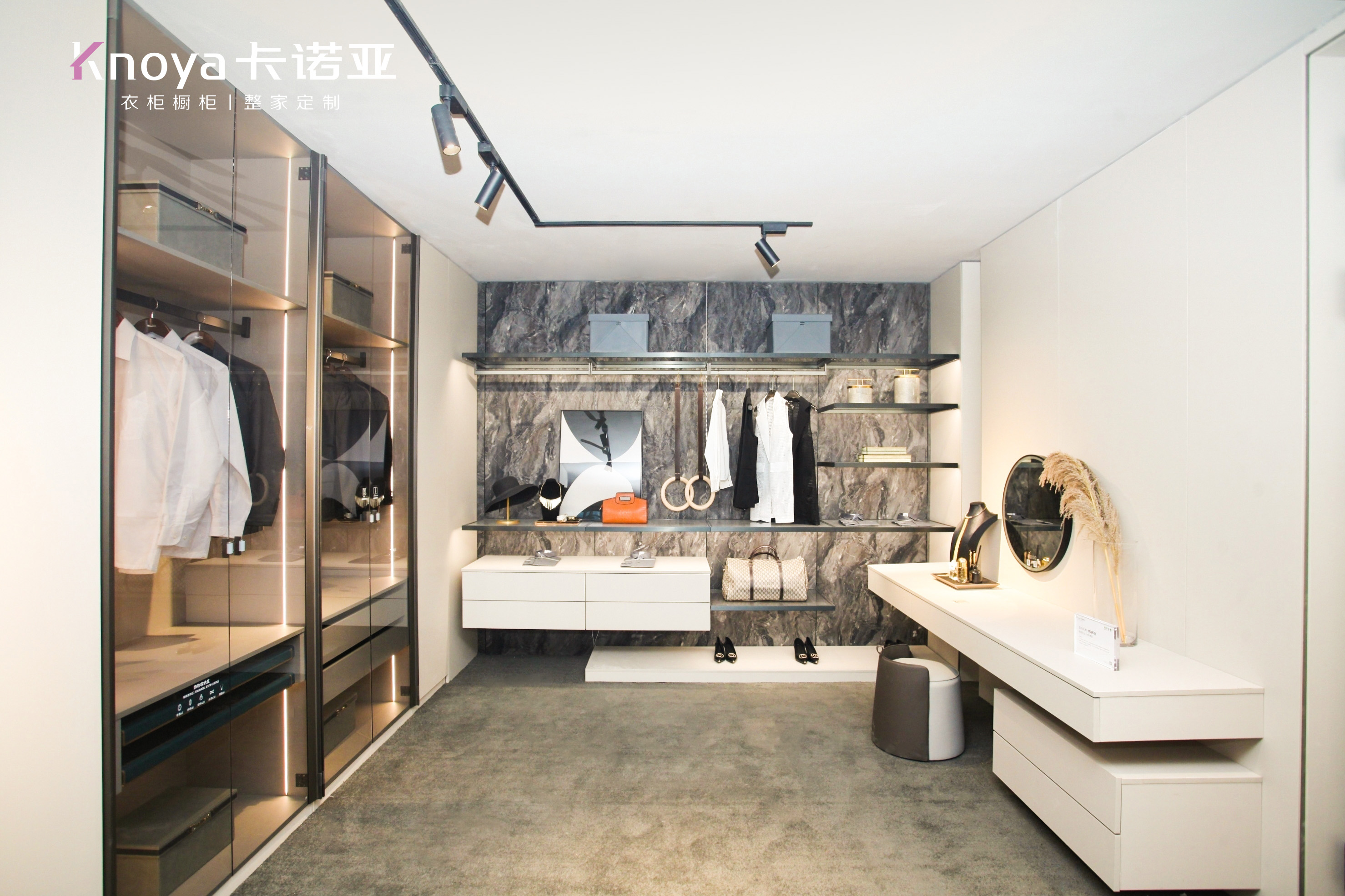 草莓视频官网新一代沉浸式體驗展館驚豔中國建博會（廣州）
